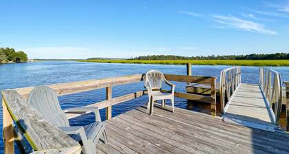 A True Nature Lover`s Island Retreatw/Private Dock