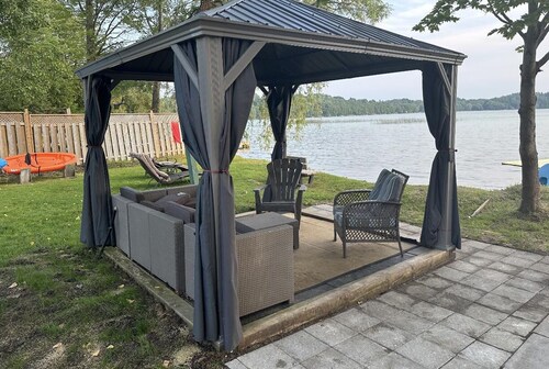 Enjoy our beautiful lake front cottage on little lake with our 4 bedroom cottage