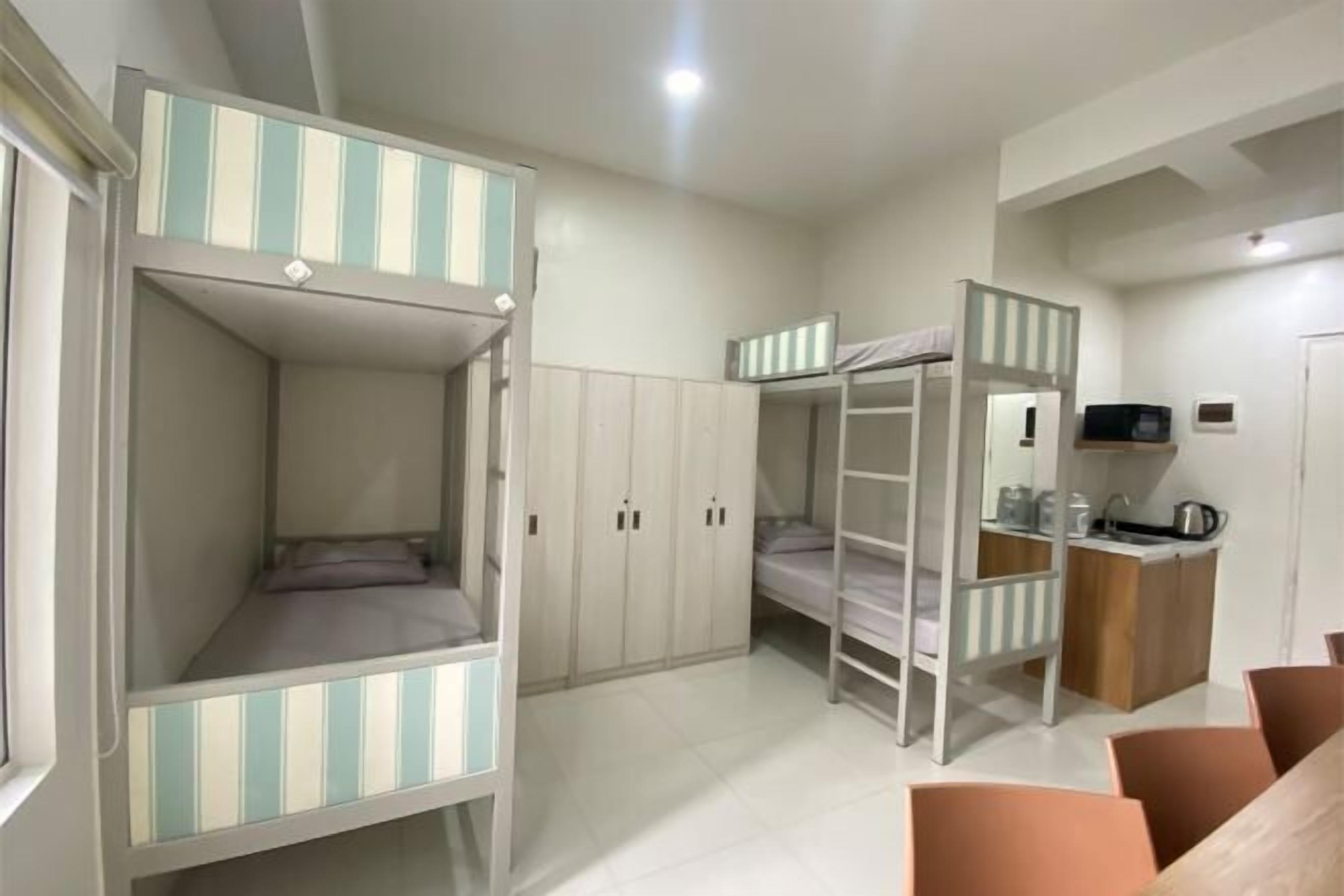 Skrivebord, skrivebord for bærbar PC og lydisolert