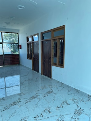 Lobby - Ayodhya Dham Hotel By GRB (Faizabad)
