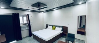 Ayodhya Dham Hotel By GRB