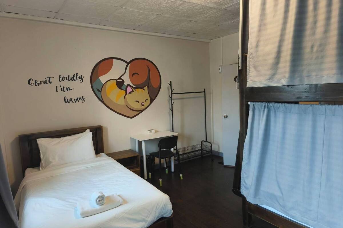 Habitación básica | 1 habitación, wifi gratis y ropa de cama
