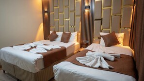 Egyptian cotton sheets, premium bedding, Select Comfort beds, minibar - La Fortuna Taksim Hotel  (Istanbul)