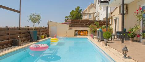 Piscine extérieure