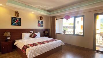 Deluxe Double Room, Garden View | Soundproofing, free WiFi