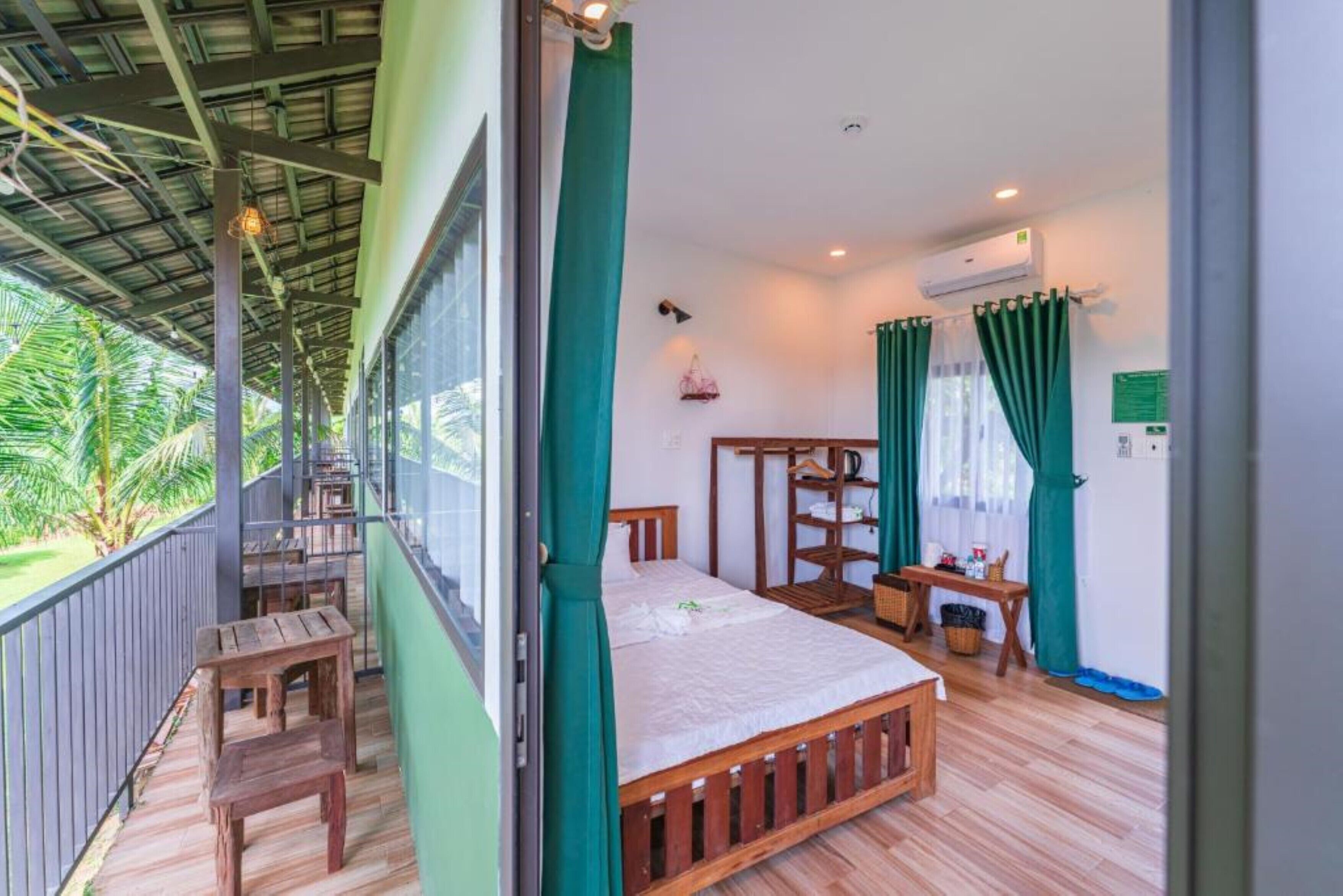 Superior Double Room | Minibar, desk, laptop workspace, blackout curtains