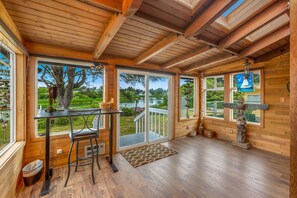 House | 3 bedrooms - Bluebell Bungalow in Ocean Shores (Ocean Shores)