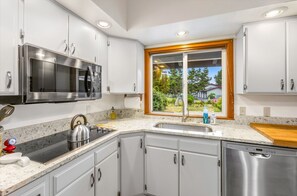 House | 3 bedrooms - Bluebell Bungalow in Ocean Shores (Ocean Shores)