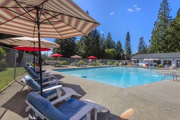 Room - Captain s Retreat in Shelton (Shelton)
