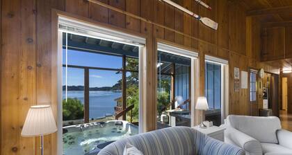 Captain s Retreat in Shelton