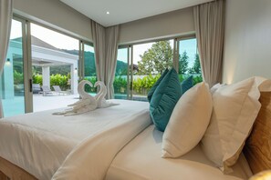 Family Villa, Non Smoking, Patio | 4 bedrooms, free WiFi