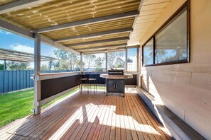 Standard 2 Bedroom House - Not Pet Friendly | Terrace/patio