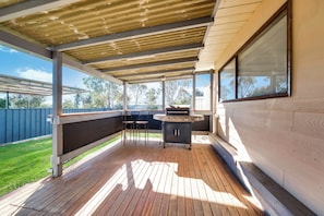 2 Berth Standard Cabin | Terrasse/Patio