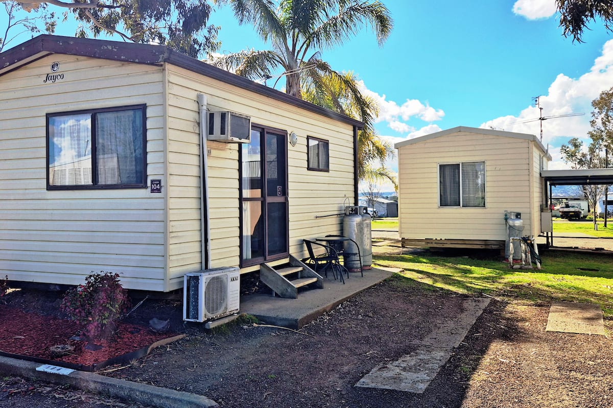 Economy Studio - Not Pet Friendly | Terrace/patio