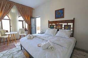 Kamar Double Panorama | Setrika/meja setrika