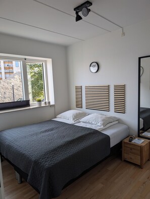 2 chambres, accès au Wi-Fi (inclus), literie fournie