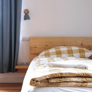 2 Schlafzimmer, Reisekinderbett, kostenloses WLAN, Bettwäsche