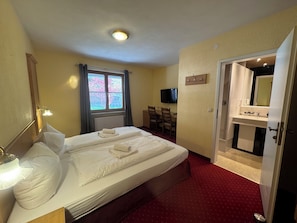 Chambre Double Standard, vue montagne