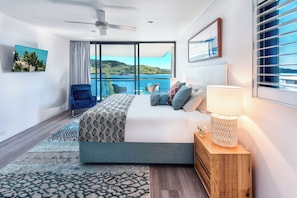 4 chambres, fer et planche à repasser, lit de bébé portatif, Wi-Fi