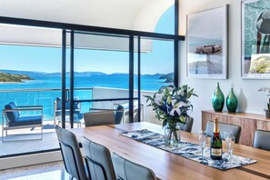 Dining - Waves 8 - Hamilton Island  (Hamilton Island)