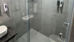 Unclassified image, 4 of 7, button - Hotel The Divine Inn (Garudeshwar)
