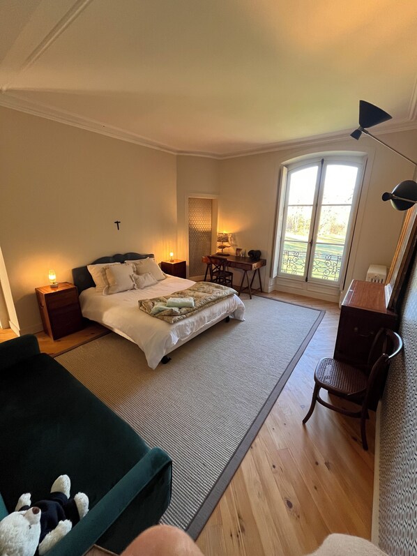 8 bedrooms, iron/ironing board, travel cot, WiFi