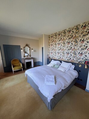 8 Schlafzimmer, Bügeleisen/Bügelbrett, Reisekinderbett, WLAN