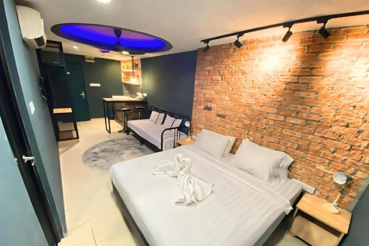 Studio | Safe på rommet, skrivebord, strykejern/-brett og wi-fi (inkludert)