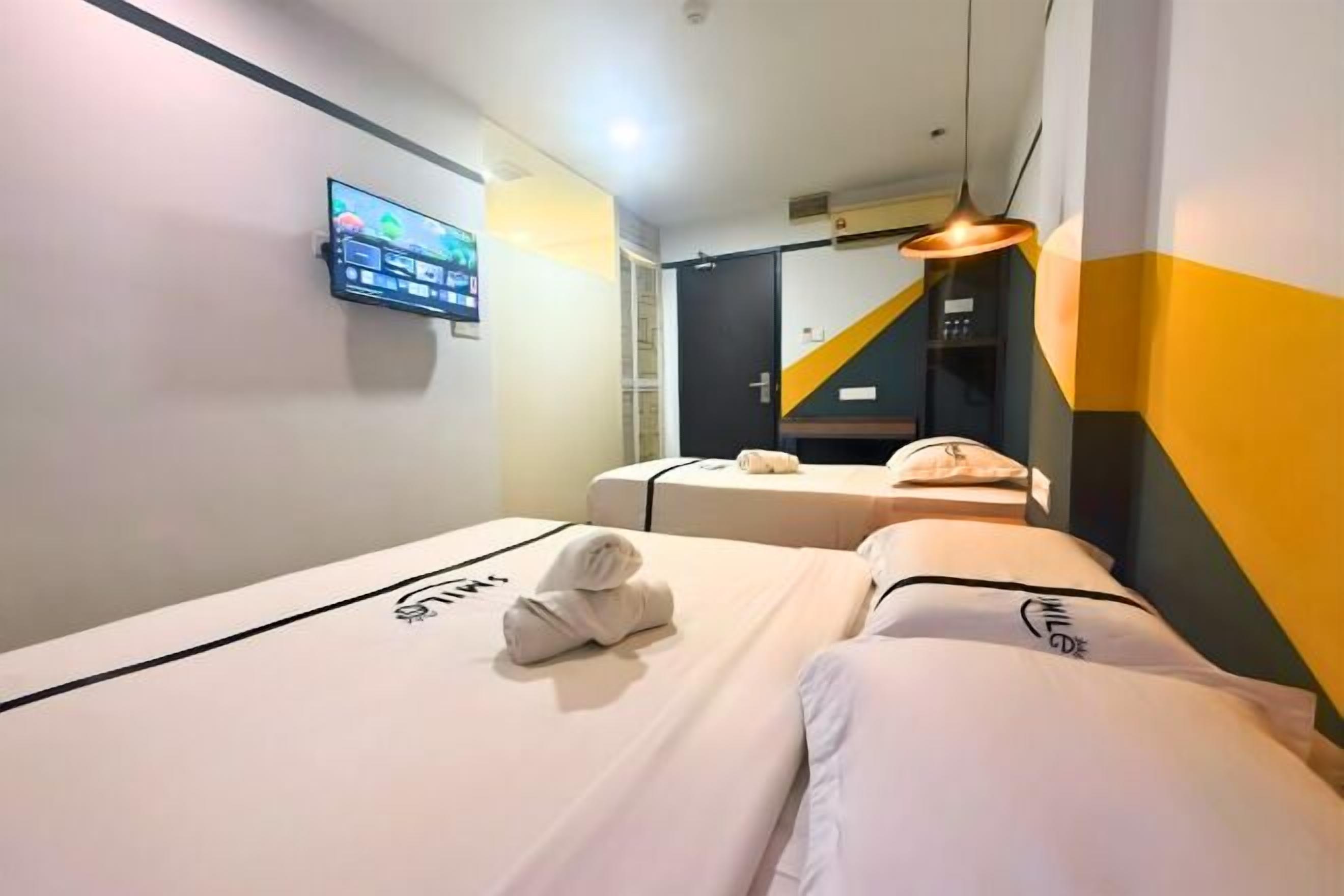 Safe på rommet, skrivebord, strykejern/-brett og wi-fi (inkludert)