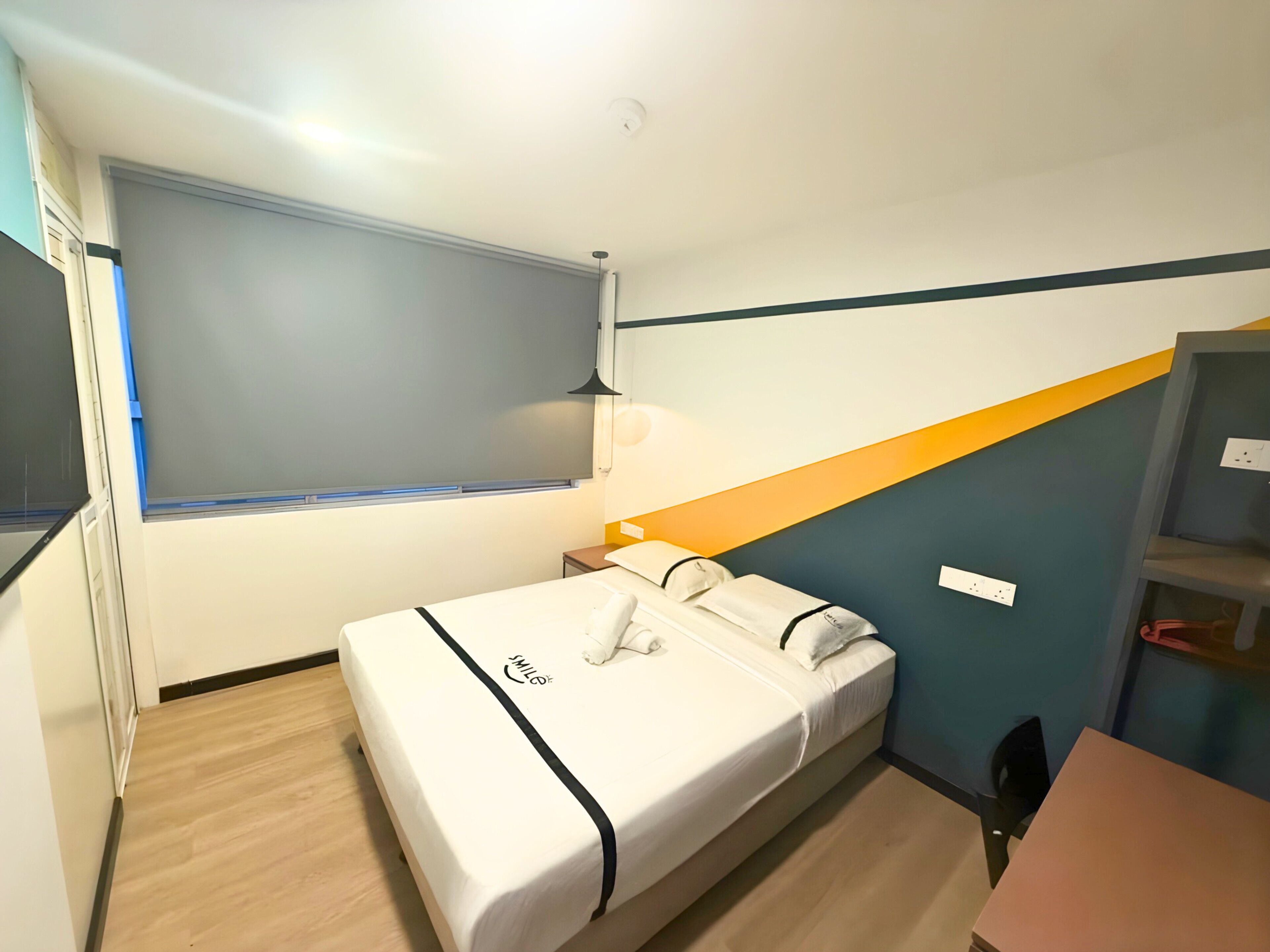 Double Room | In-room safe, desk, iron/ironing board, free WiFi