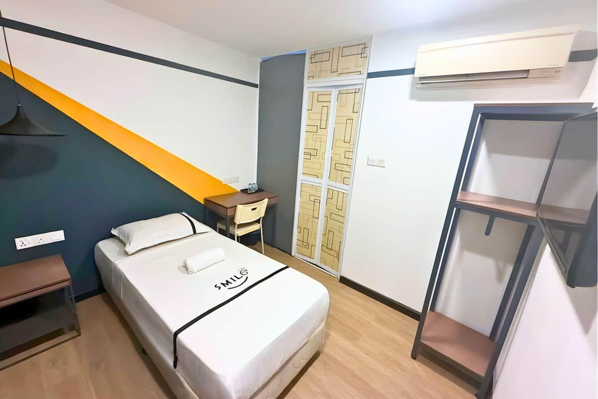 Enkeltrom | Safe på rommet, skrivebord, strykejern/-brett og wi-fi (inkludert)