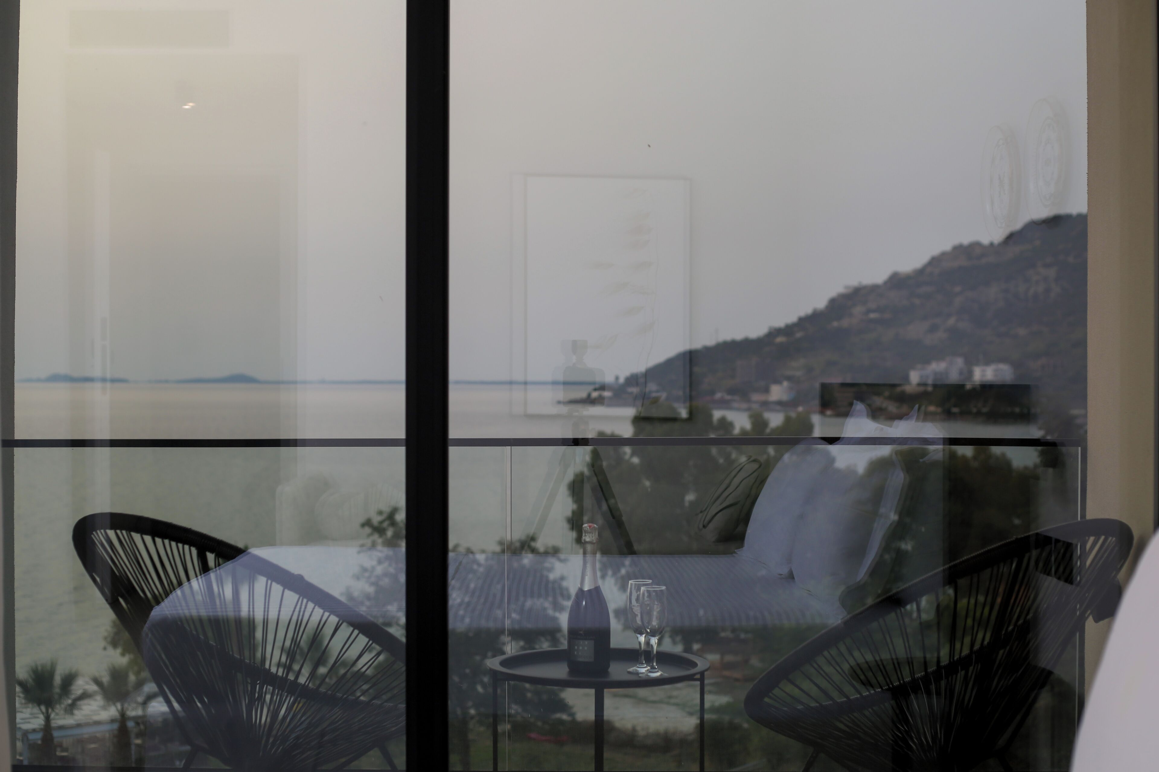 Superior Triple Room | In-room safe, desk, soundproofing, iron/ironing board