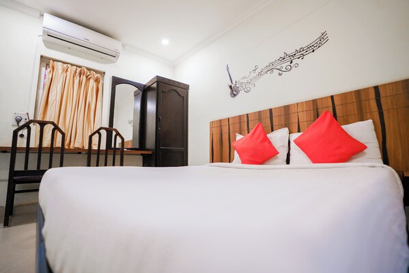 Standard Double Room | Free WiFi - Hotel BNB (Puducherry)