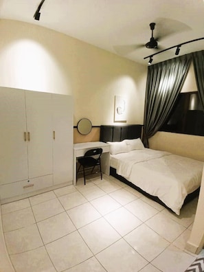 Comfort Apartment, Balcony | 2 bedrooms, iron/ironing board, free WiFi - Nilai Youth City C-25-15 4PAX (Nilai)