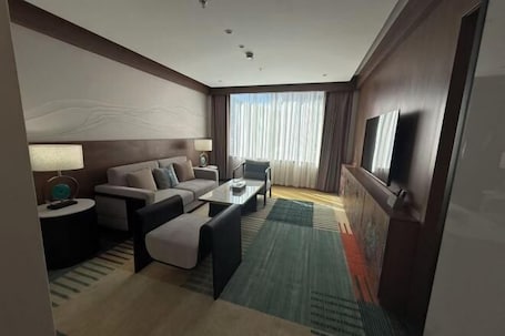 Quarto. Linzhi Hotel