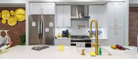 Microwave, oven, stovetop, dishwasher