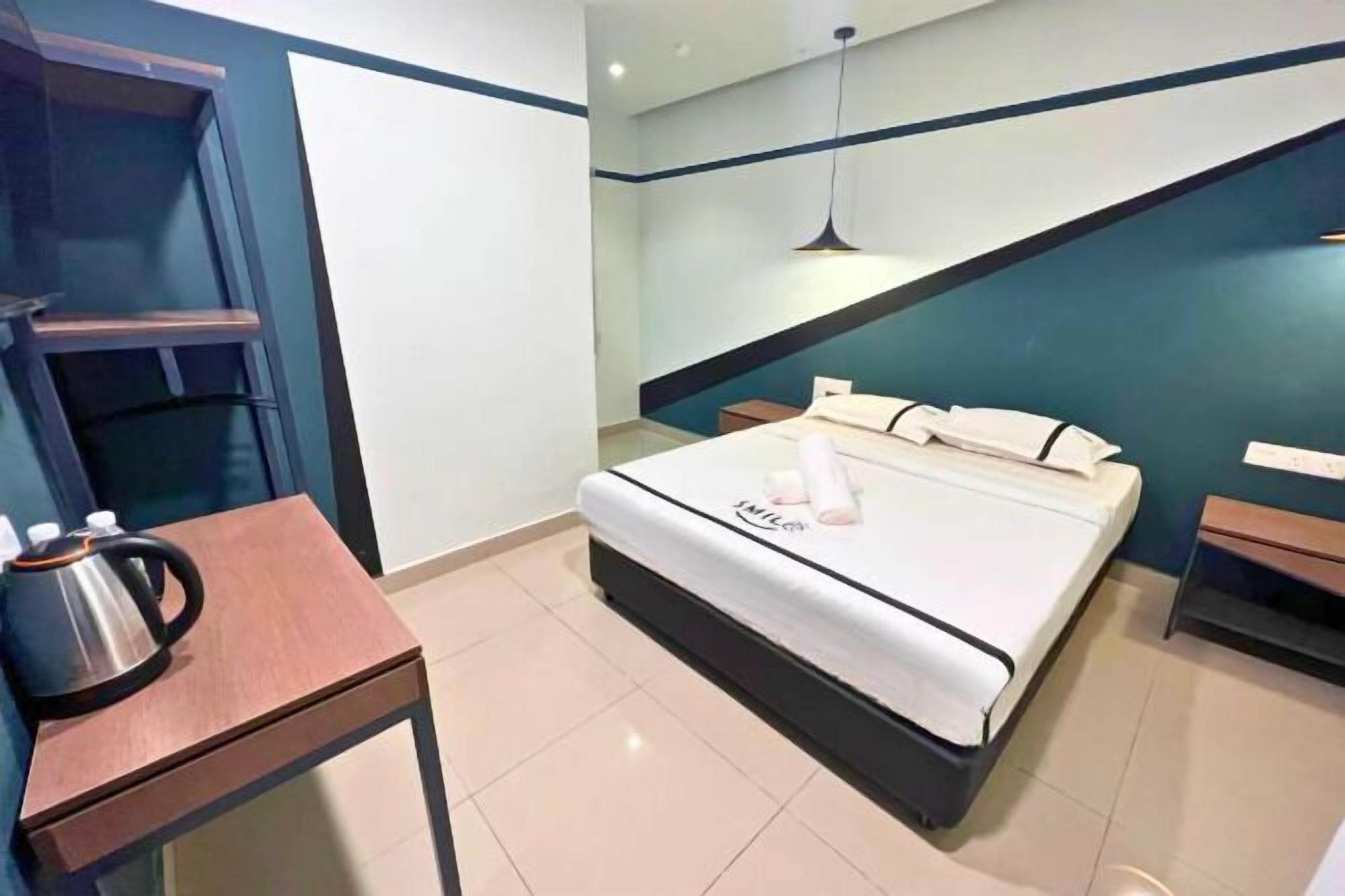 Desk, iron/ironing board, free WiFi