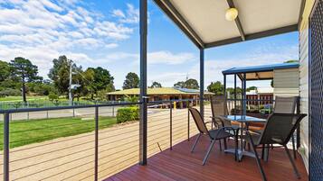 Standard 2 Bedroom Cabin | Terrace/patio