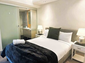 2 soverom, strykejern/-brett, wi-fi (inkludert) og sengetøy