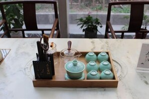 Dining - QIANNA HOTEL Greentown(Zhengzhou South Wulipu Subway Station Zijing Mountain Road) (Zhengzhou)