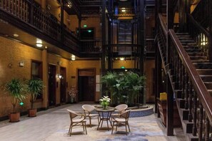 Interior - Baroque Hotel Harbin China Baroque (Harbin)