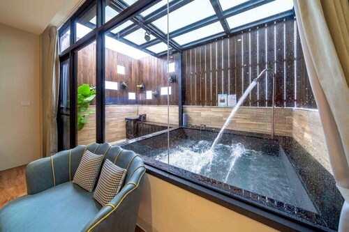 Qingdong Entire Home - Two Buildings for 4-70 peoples Best choice for Group Gatherings