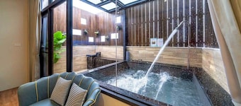 Qingdong Entire Home - Two Buildings for 4-70 peoples Best choice for Group Gatherings