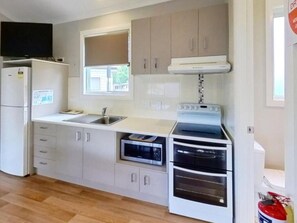 Standard 2 Bedroom Cabin | Eigene Küche