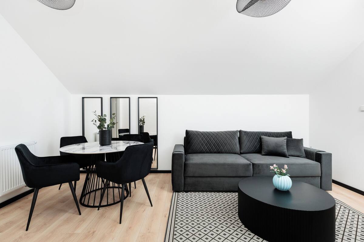 33A. Krowoderska 55 | 거실 | TV