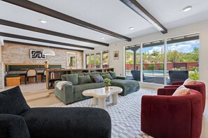 Smart TV, fireplace, video games, offices