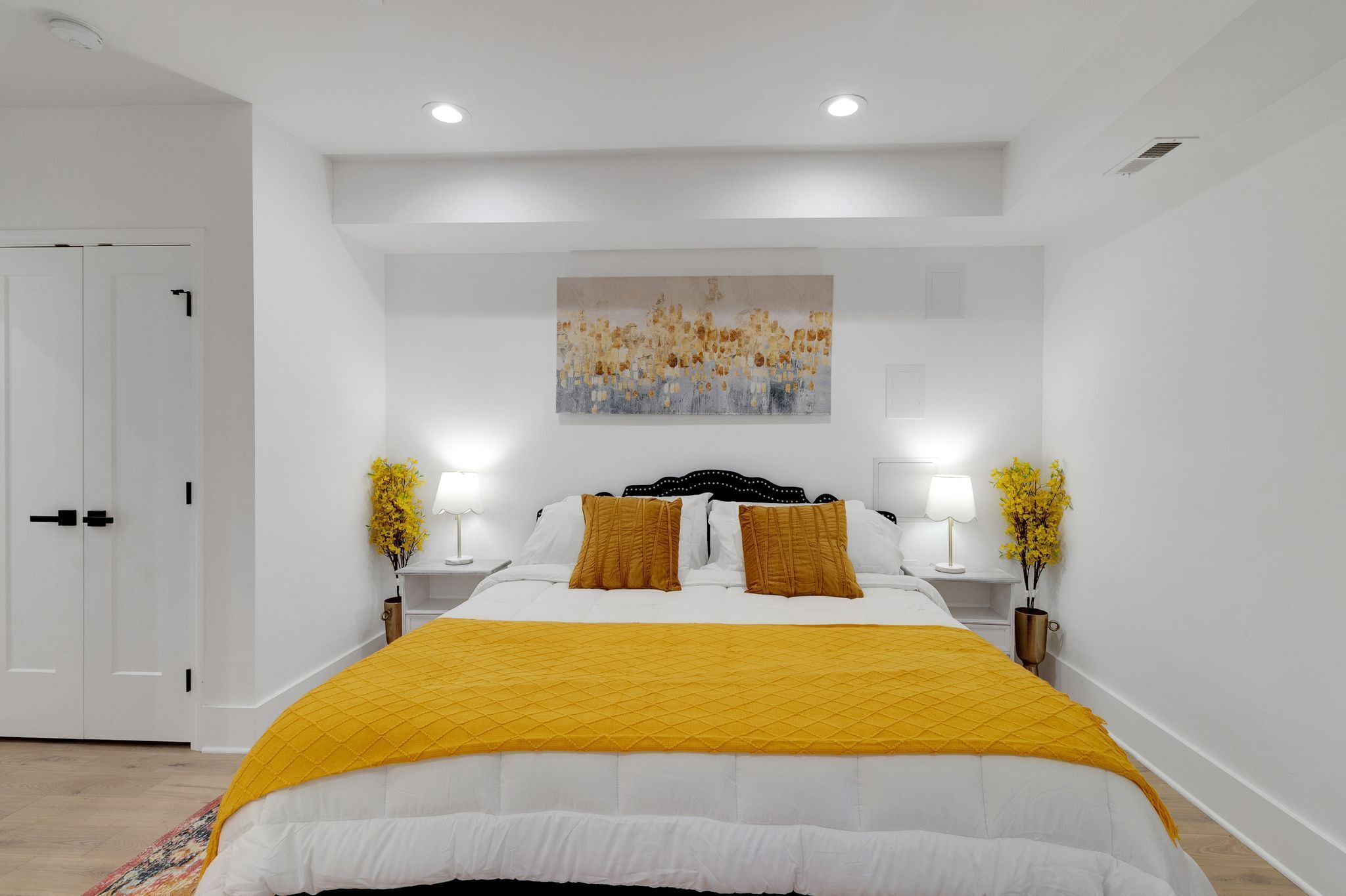 3 bedrooms, iron/ironing board, travel crib, WiFi