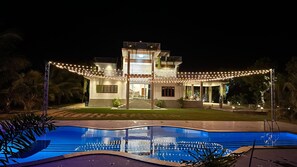 Outdoor pool - Northjoy  Resort villa (Kilinochchi)