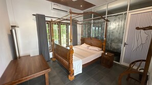 7 室のベッドルーム、アイロン / アイロン台、WiFi (無料)、ベッドシーツ