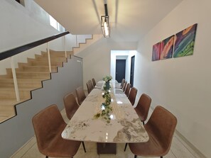 Villa Deluxe, 6 habitaciones, alberca privada | Servicio a la habitación